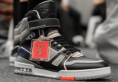 louis vuitton virgil abloh sneakers.